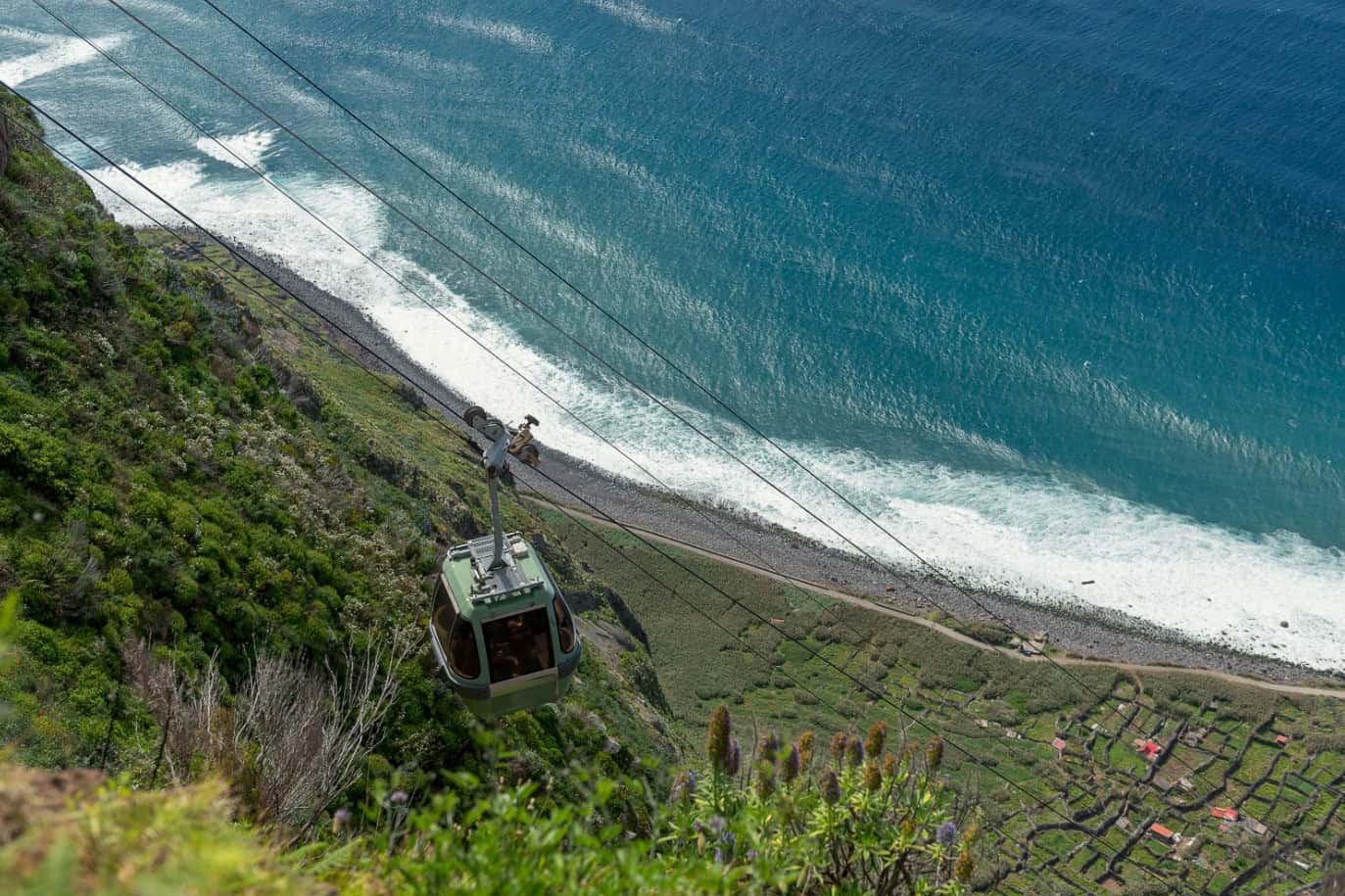 Guided tours of Madeira - Ponta do Prago and the west 